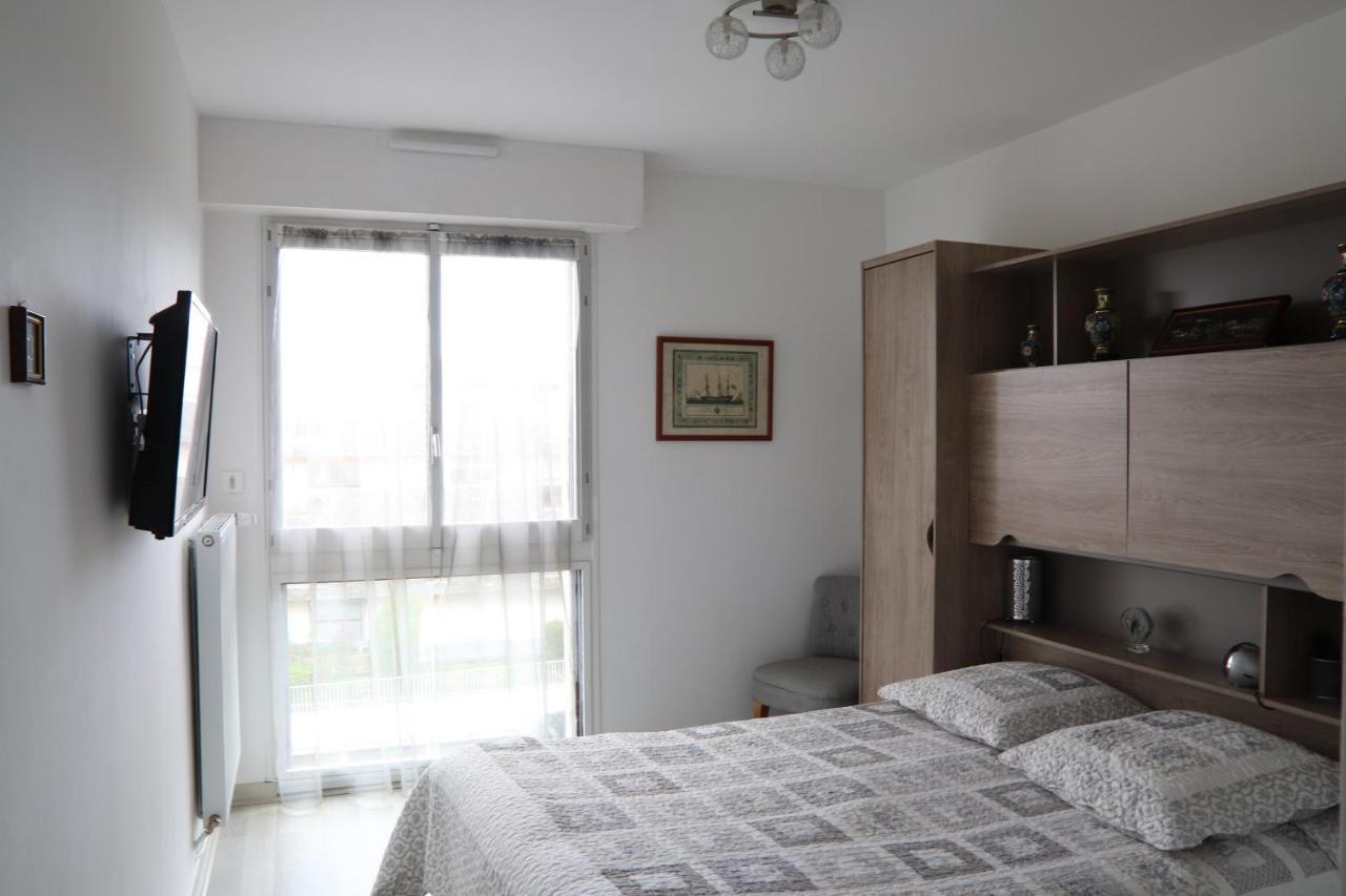 Le Courtois Apartment แซ็งต์มาโล ภายนอก รูปภาพ